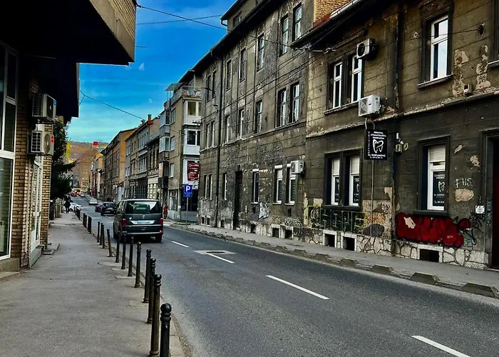 Armin City Center